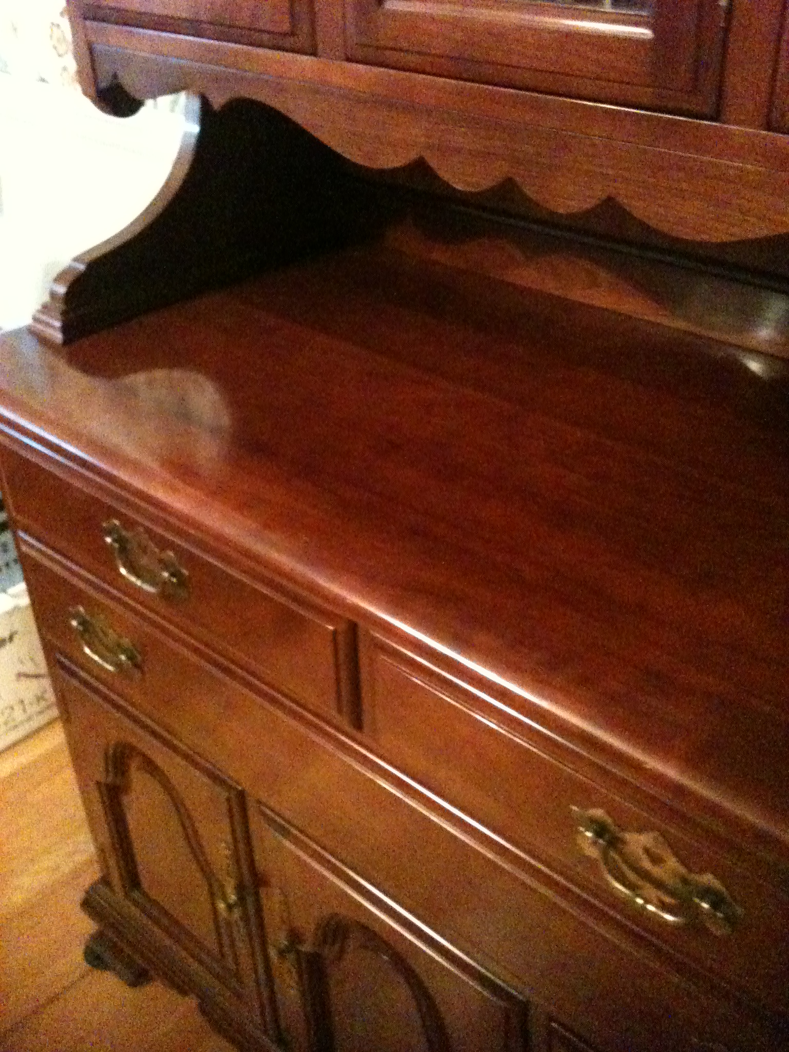 Monitor Furniture Co. Dining Room Hutch InstAppraisal